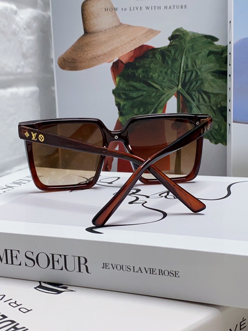 ルイヴィトンサングラス側面デザイン